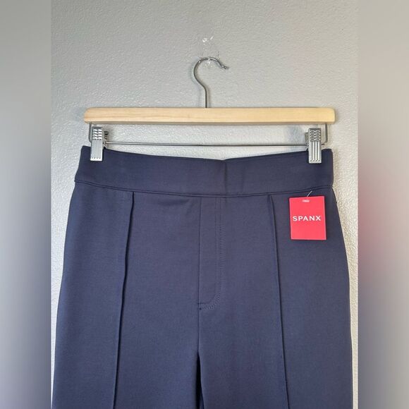 NWT*** SPANX pbp Hi Rise Flare Pants in Classic Navy - Size M - Picture 7 of 15